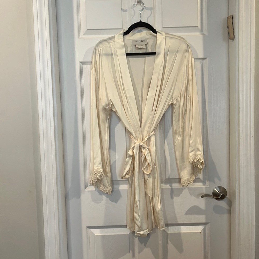 NWOT BHLDN Silky Matine Robe in Ivory size small